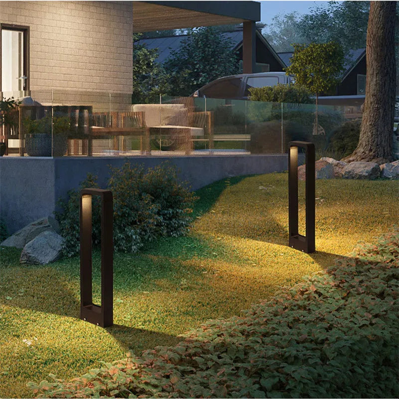 Modern Pathway Bollard Light | Aluminum LED Garden Lighting
