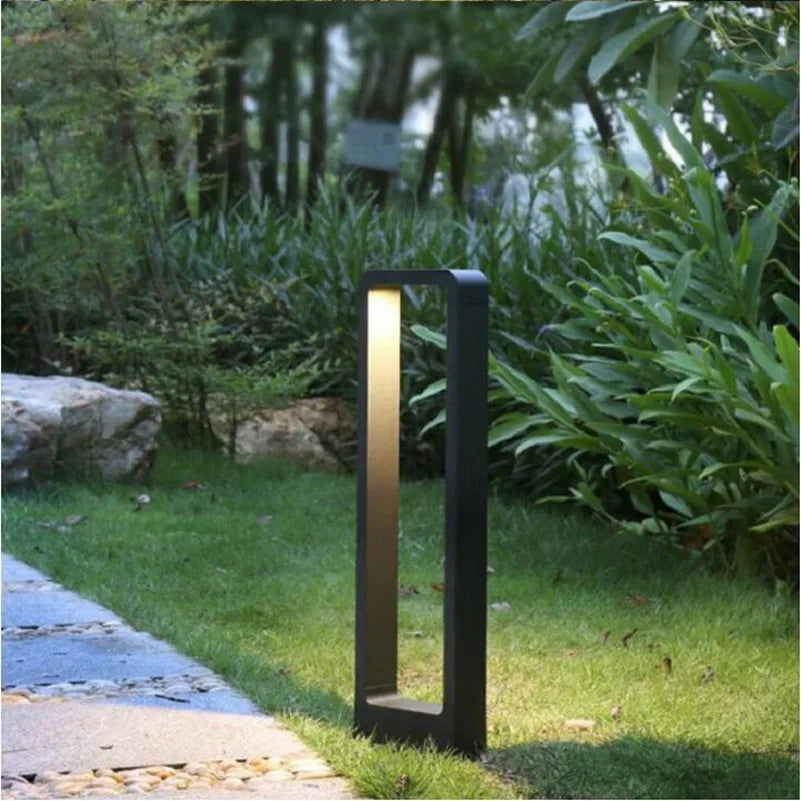 Modern Pathway Bollard Light | Aluminum LED Garden Lighting