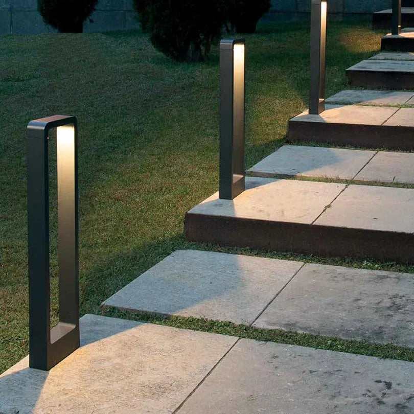 Modern Pathway Bollard Light | Aluminum LED Garden Lighting