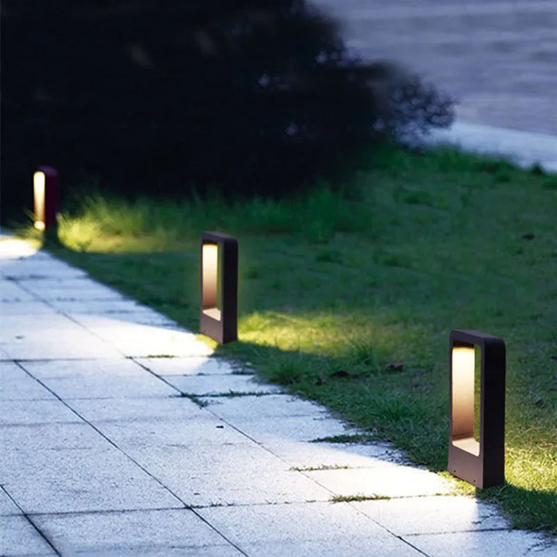 Modern Pathway Bollard Light | Aluminum LED Garden Lighting
