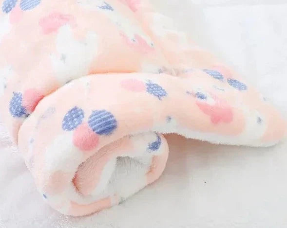 Pet Comfort Blanket | Soft Flannel Star Pattern Design