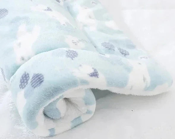 Pet Comfort Blanket | Soft Flannel Star Pattern Design