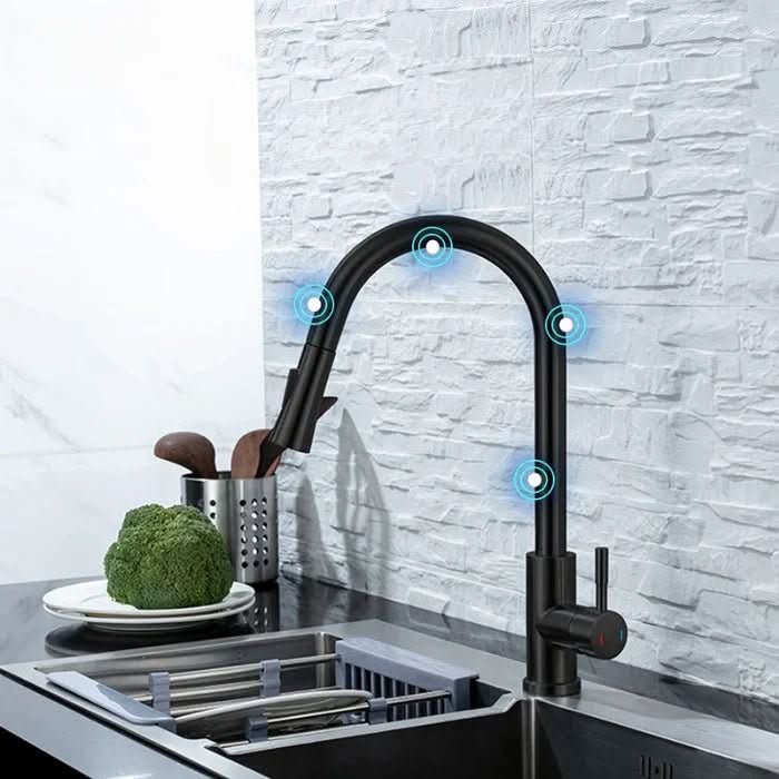 Smart Kitchen Faucet | Motion Sensor Pull-Out Spout