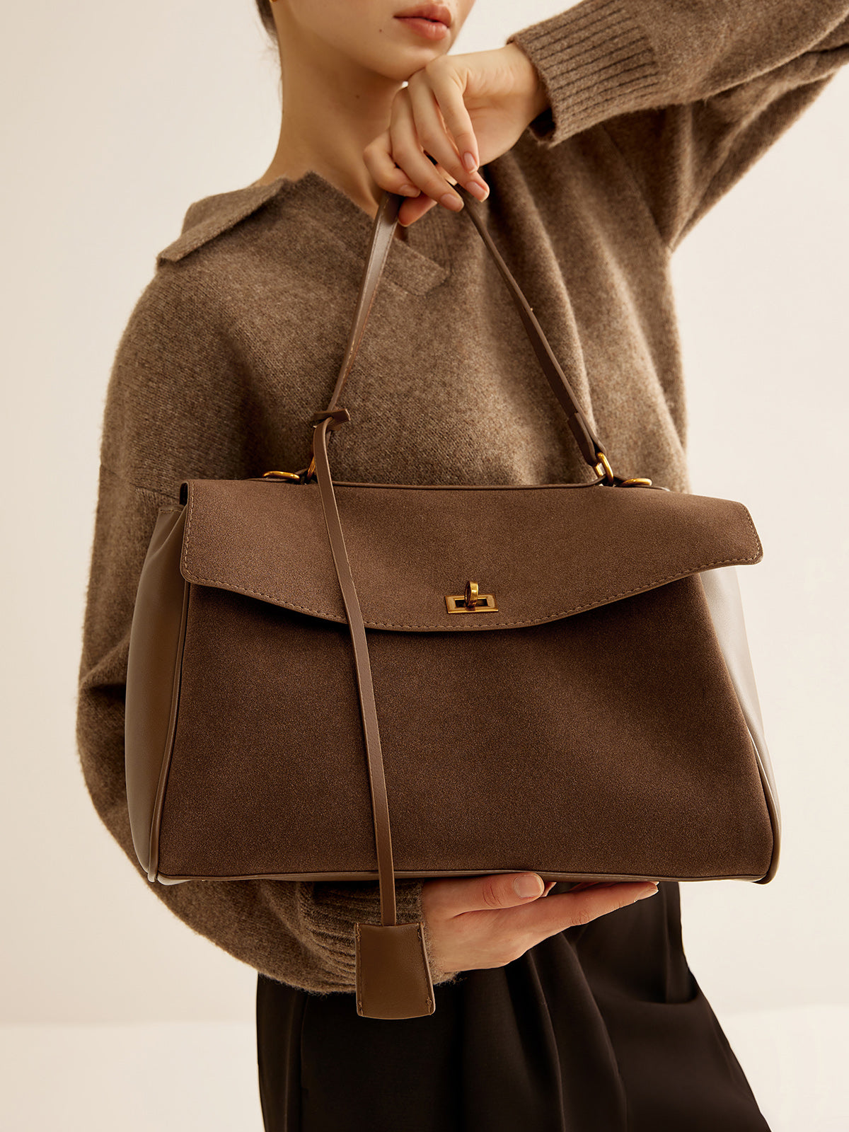 Classic Suede Shoulder Bag | Structured Flap Design