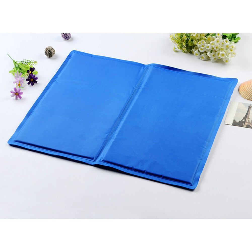 Pet Cooling Mat | Self-Regulating Gel Technology