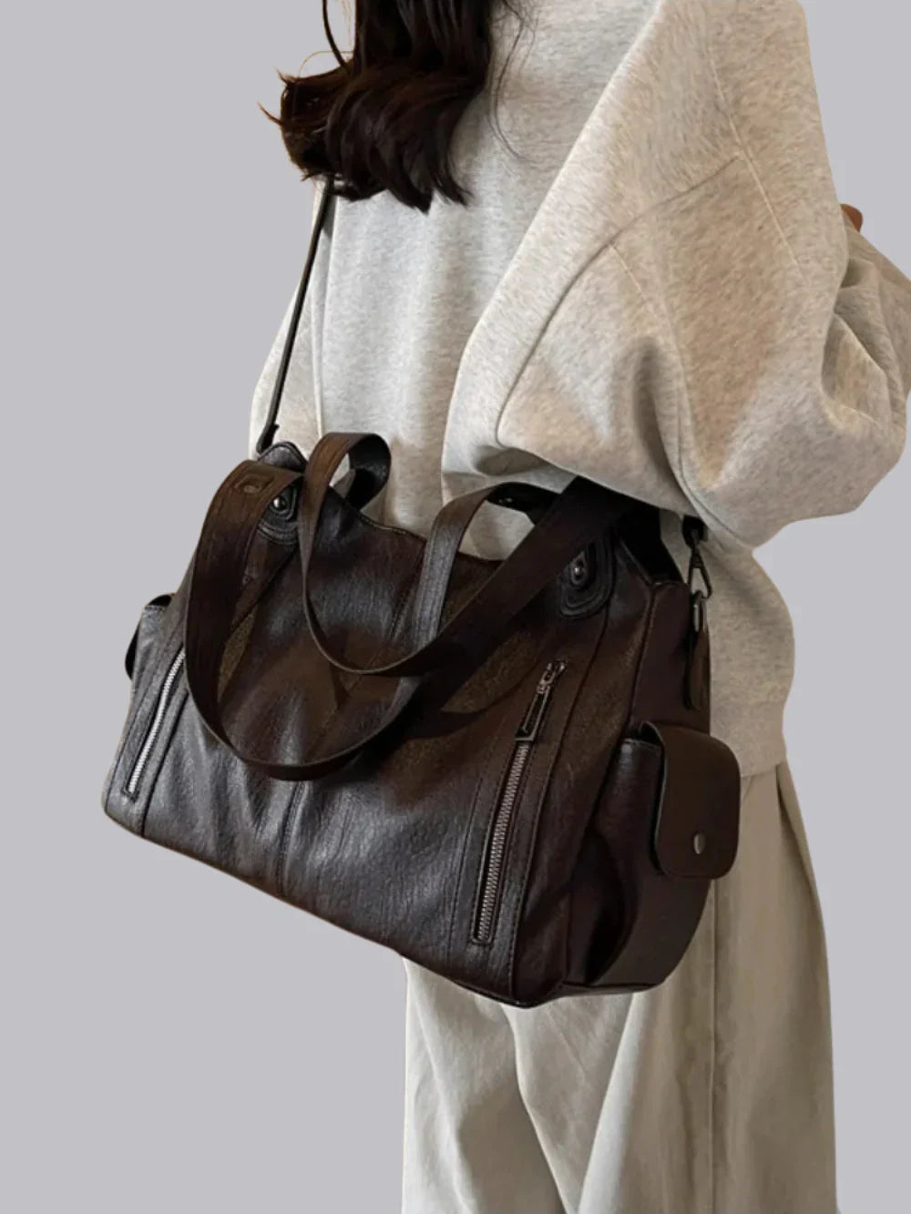Vintage Leather Shoulder Bag | Cognac Brown with Zipper Details