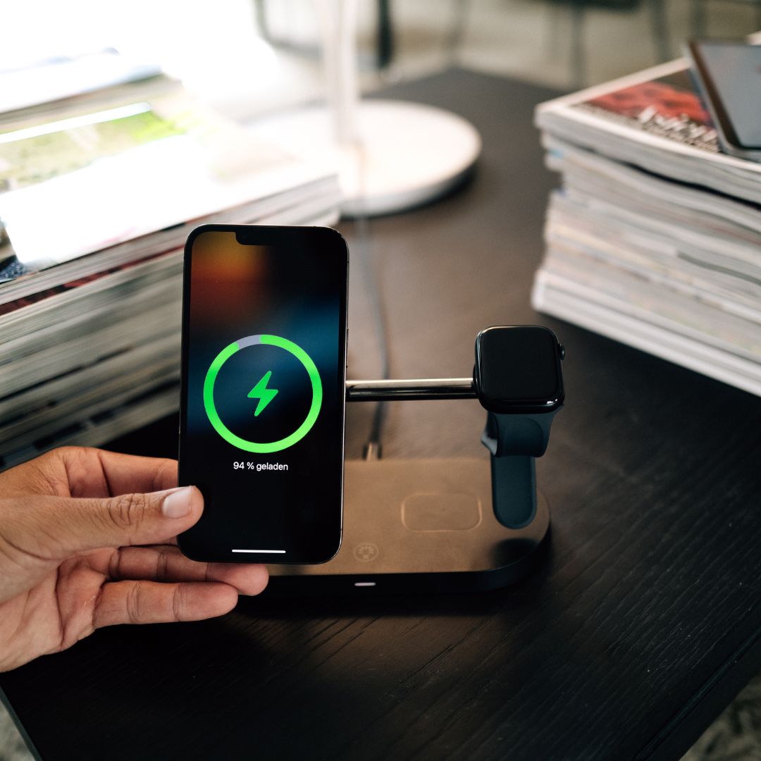 Smart Wireless Charging Station | 3-in-1 Device Dock