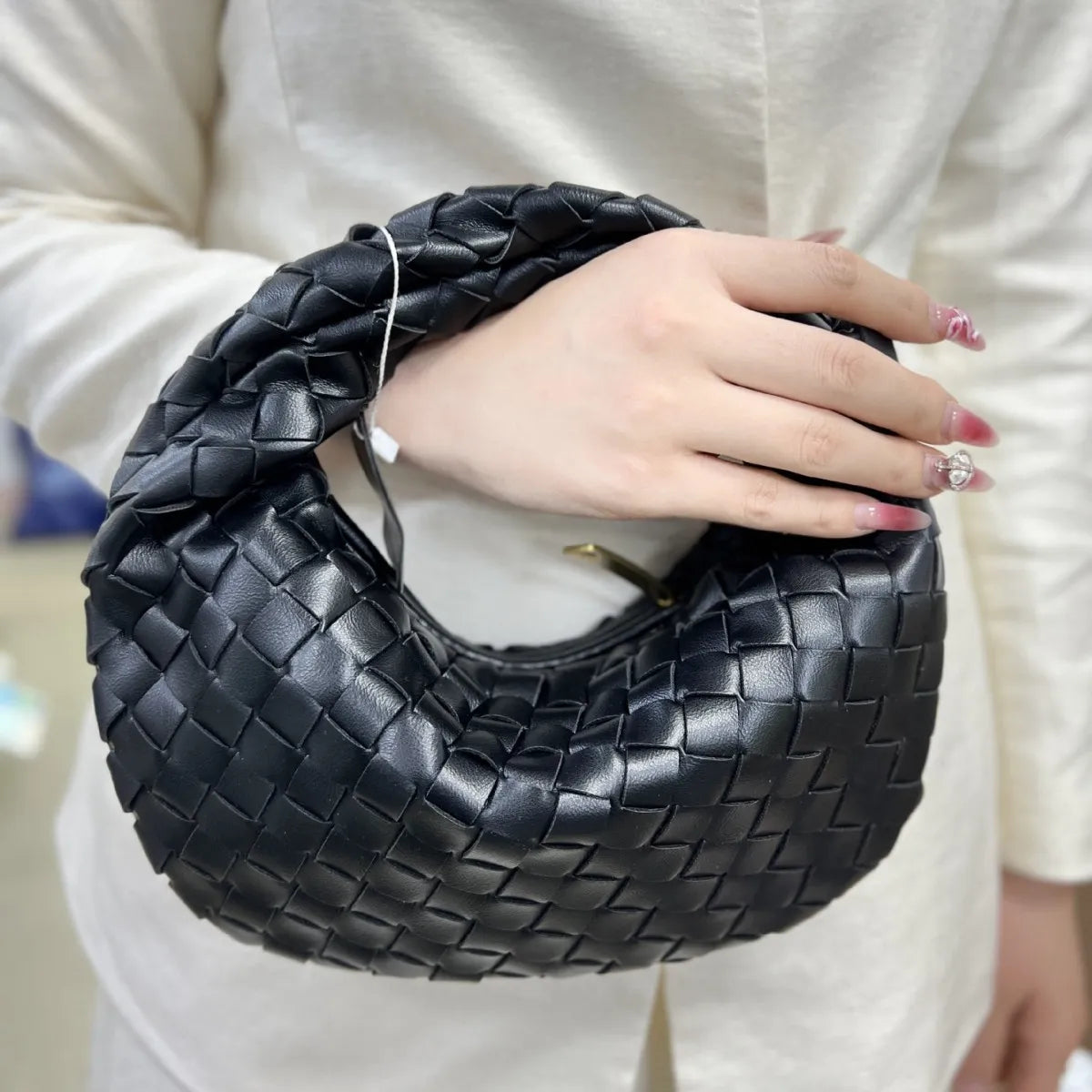 Woven Leather Hobo Bag | Intrecciato Pattern Design