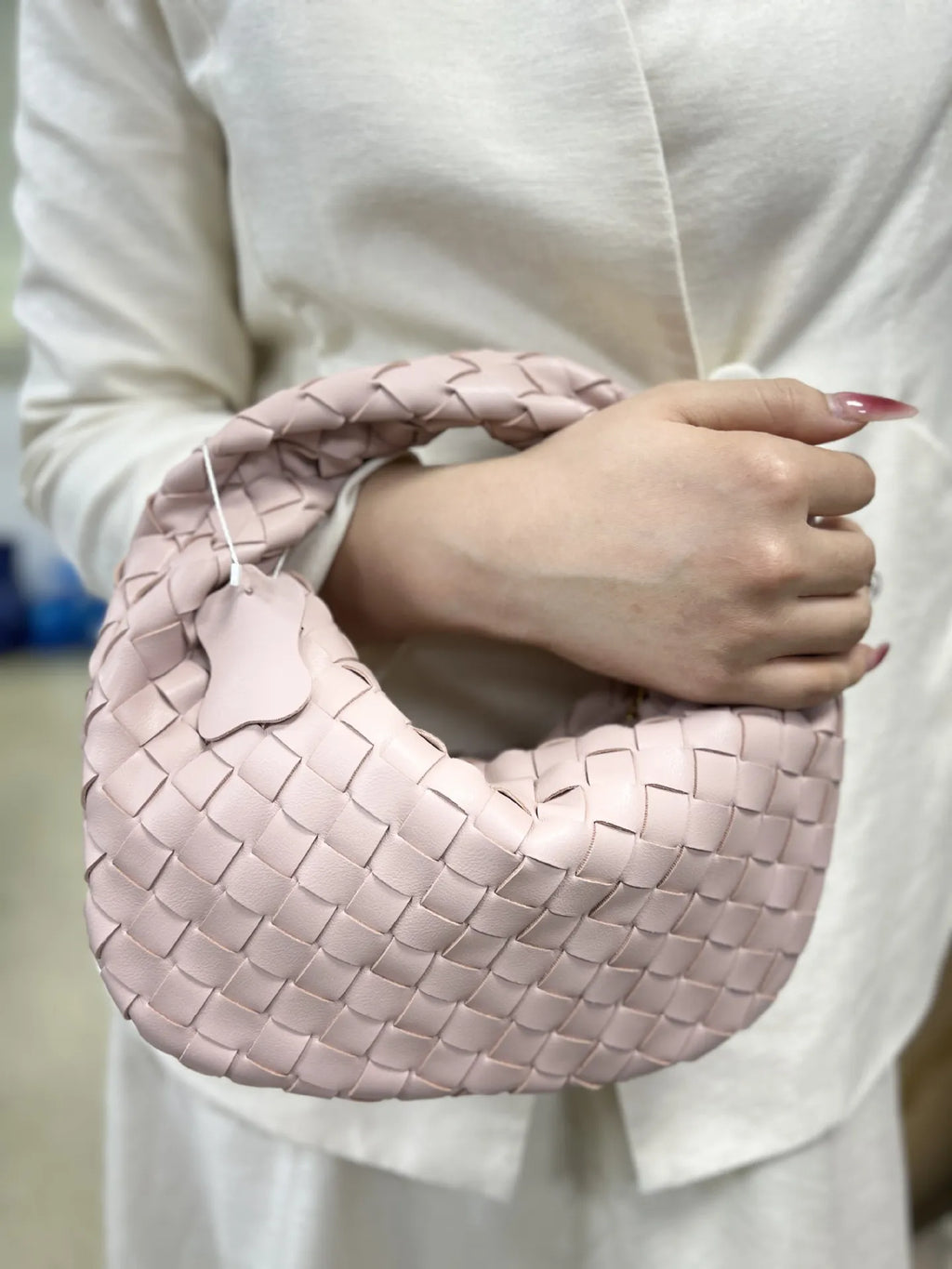 Woven Leather Hobo Bag | Intrecciato Pattern Design