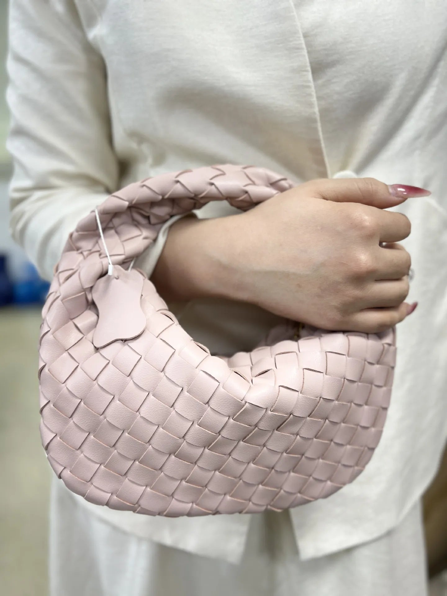 Woven Leather Hobo Bag | Intrecciato Pattern Design