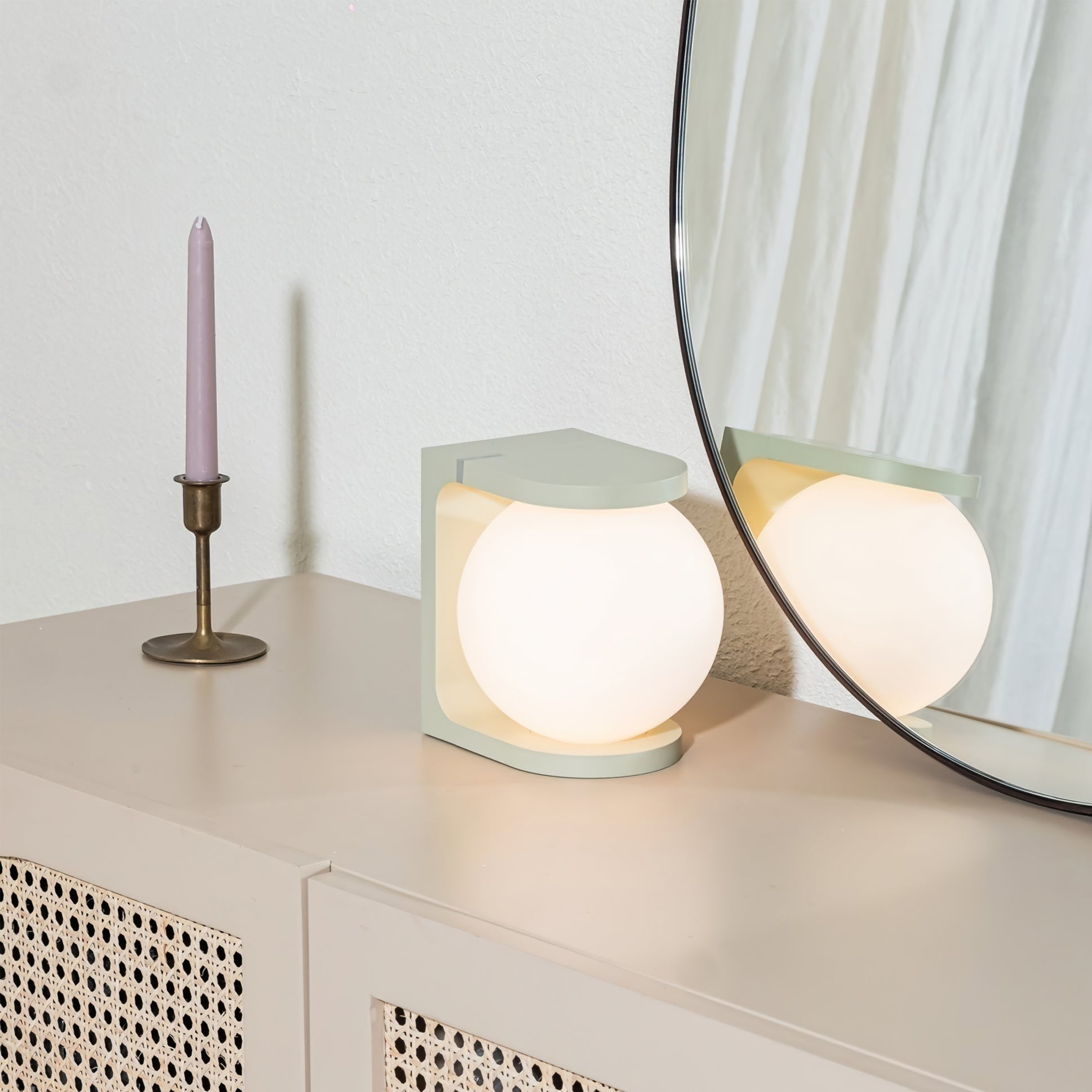 Modern Table Lamp | Wireless Charging Orb Design