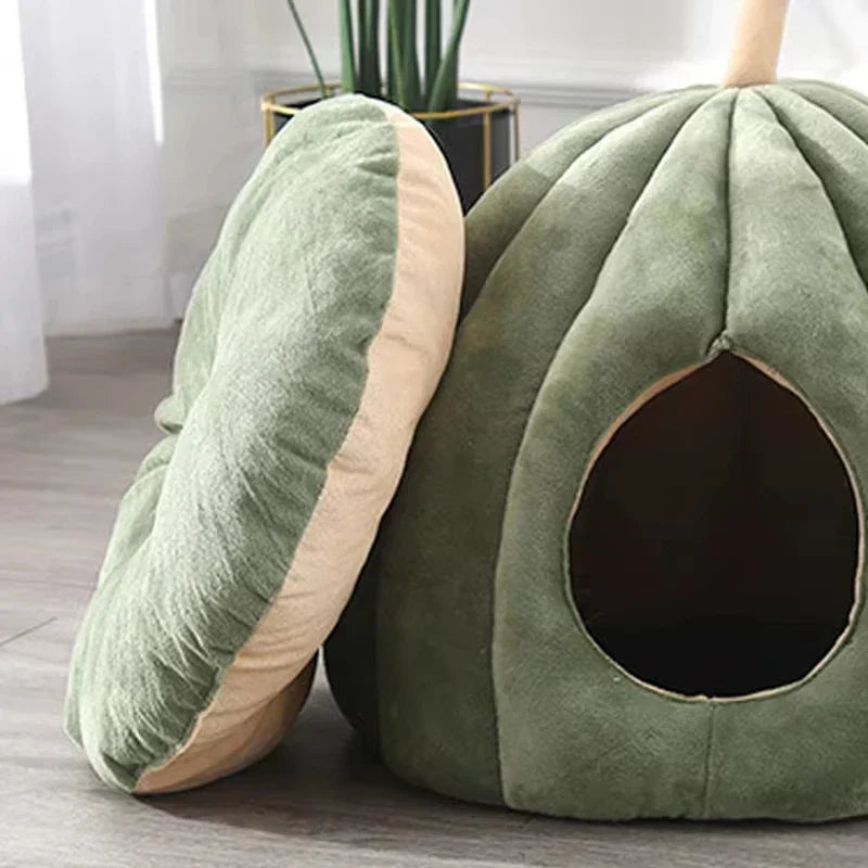 Plush Cat Bed | Pumpkin Shape Design For Winter Comfort