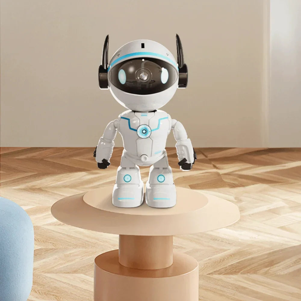 Smart Security Camera | 4K Ultra HD Robot Design