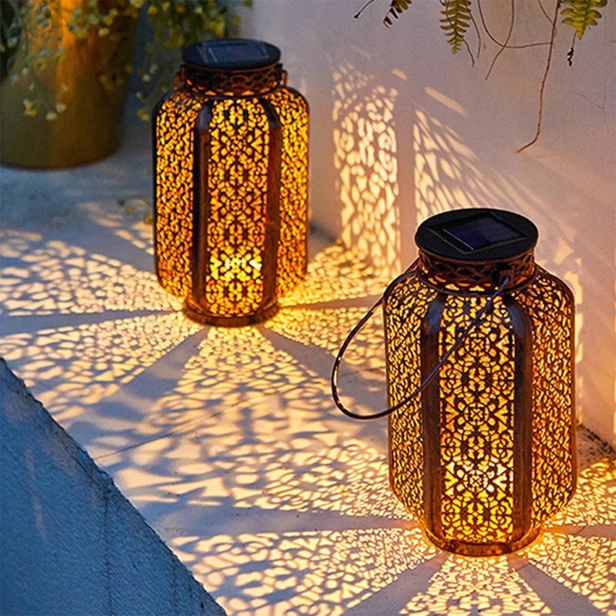 Solar Garden Lantern | Moroccan Iron Lattice Design