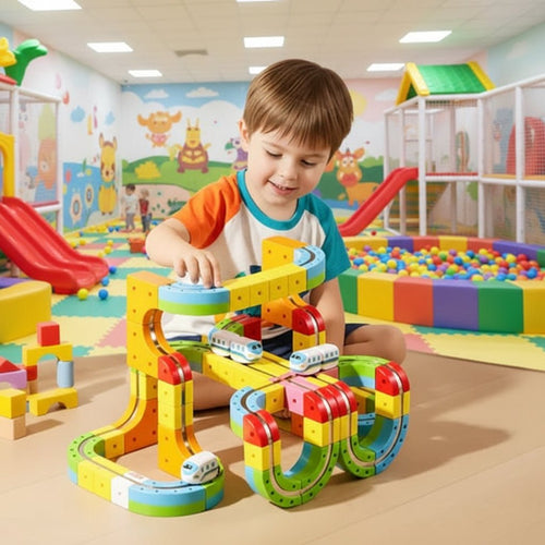 3D Railway Construction Kit | Modular STEM Building Set with Rechargeable Train