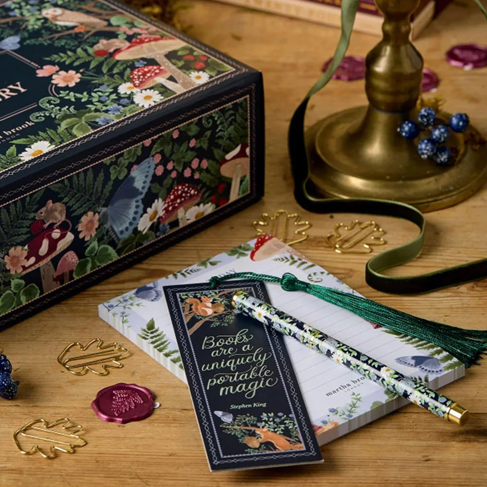 Christmas Advent Calendar | 24 Stationery Surprises Winter Theme
