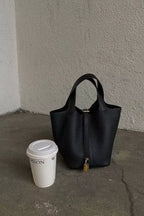Classic Tote Handbag | Cream Textured Leather Look