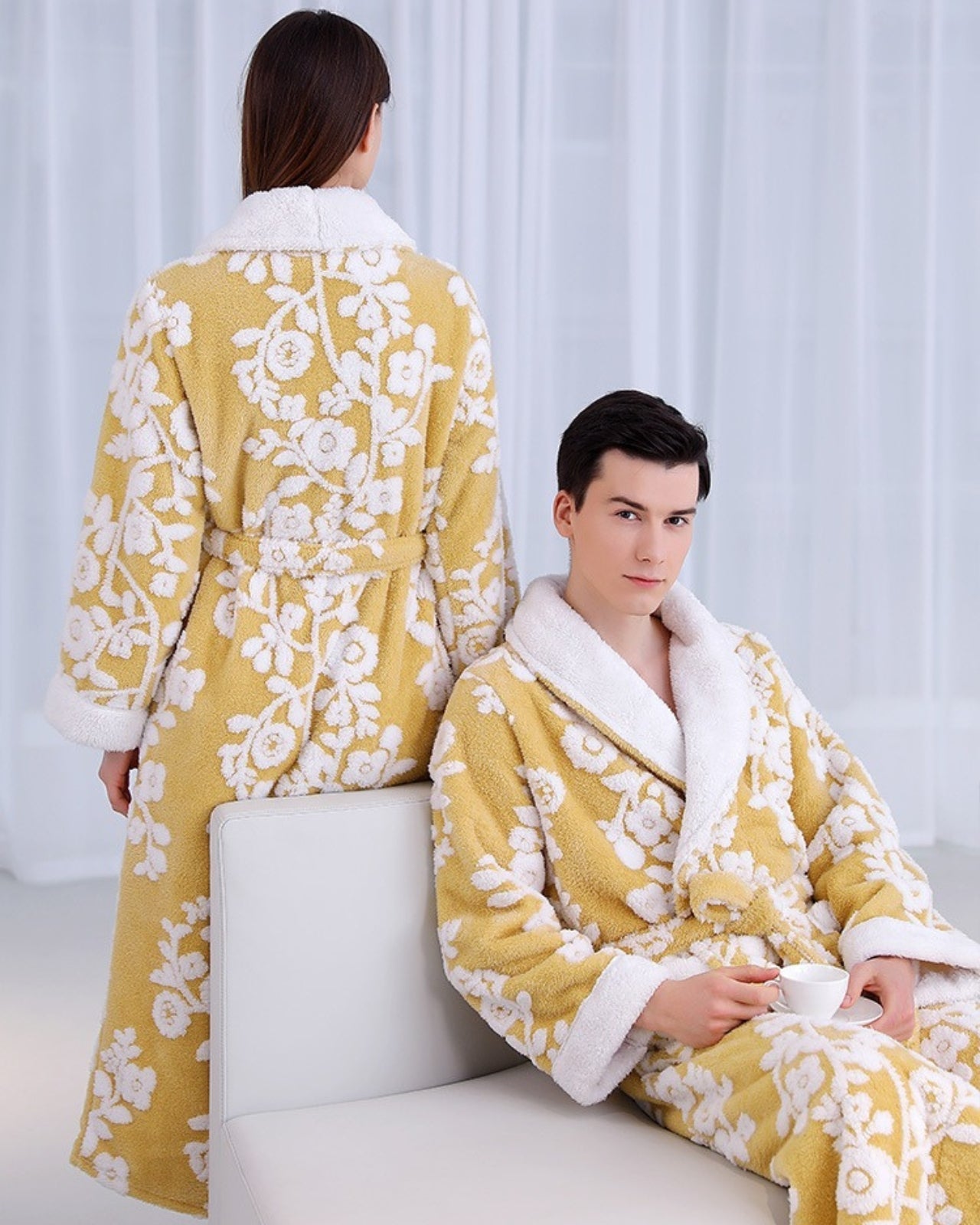Floral Plush Bathrobe | Yellow White Blossom Pattern